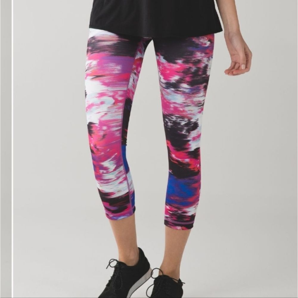Lululemon Wunder Under Crop (Hi-Rise) *Full-On Luon Pigment Wind White Multi 2